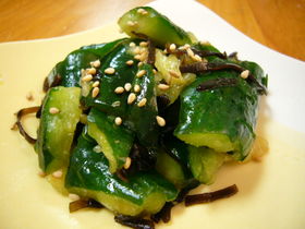SEAWEED-PICKLED-CUCUMBERS