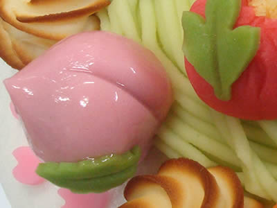 WAGASHI-VARIETIES-MOMO