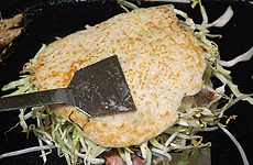 OKONOMIYAKI-HIROSHIMA-RECIPE-7