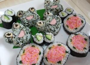 SUSHI-ROLL-DECORATION-2