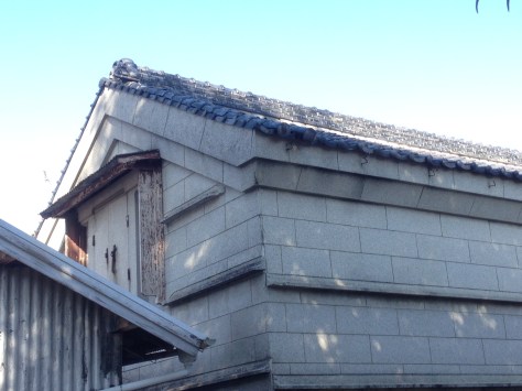 OKABE-11-behind-the-warehouse2-2