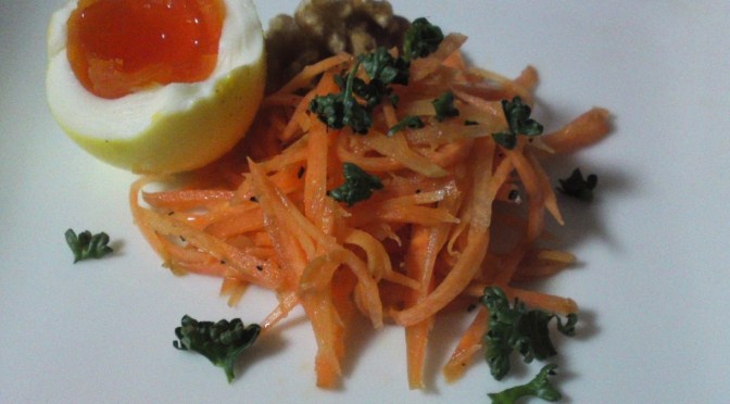 Japanese Appetizer (O-toushi/お通し): Carrot Salad & Onsen Tamago/Hot Spring Egg!